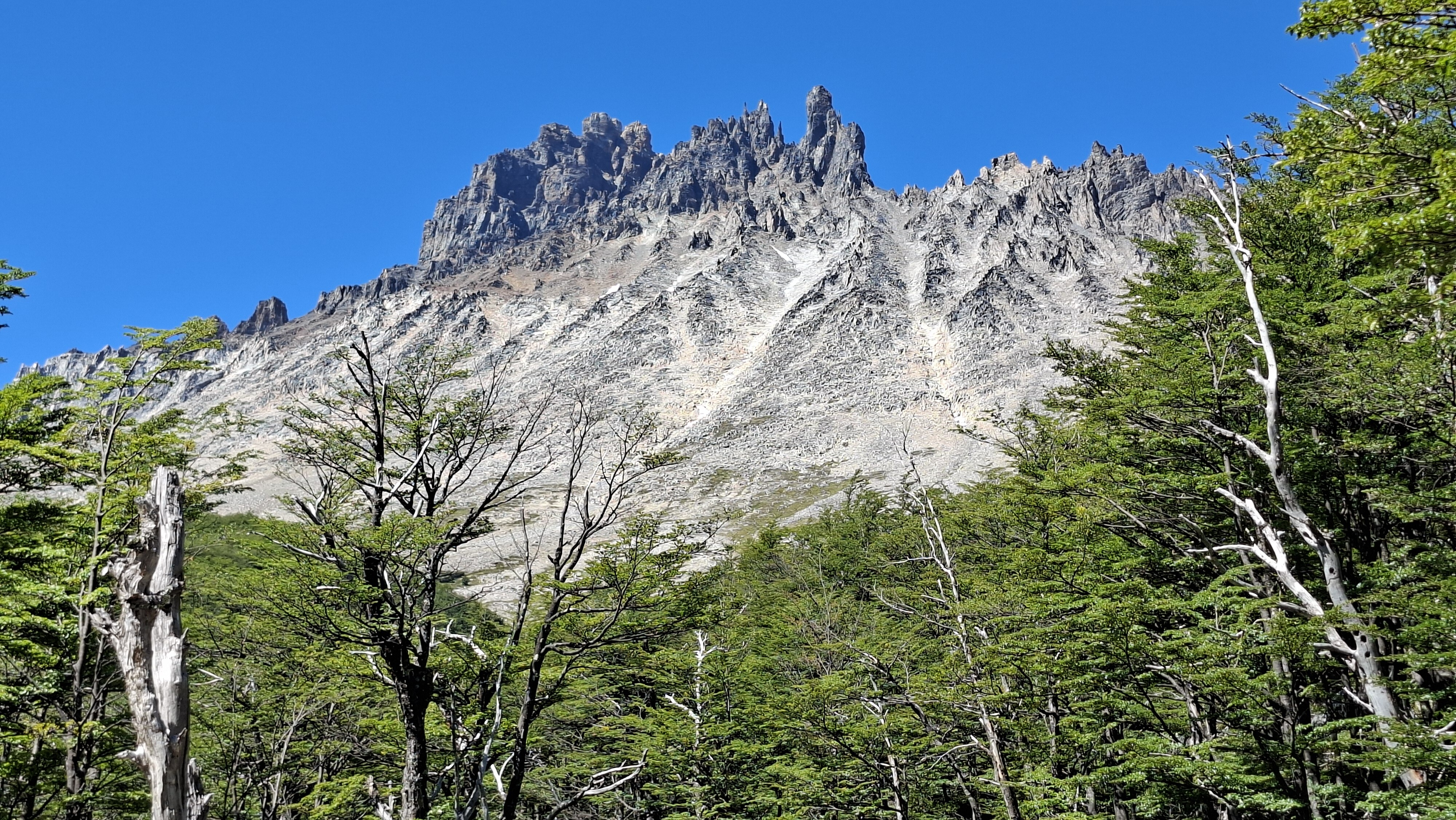 Travesía Cerro Castillo