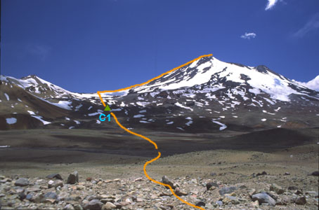 Ascenso por ladera oeste Ascenso por ladera oeste