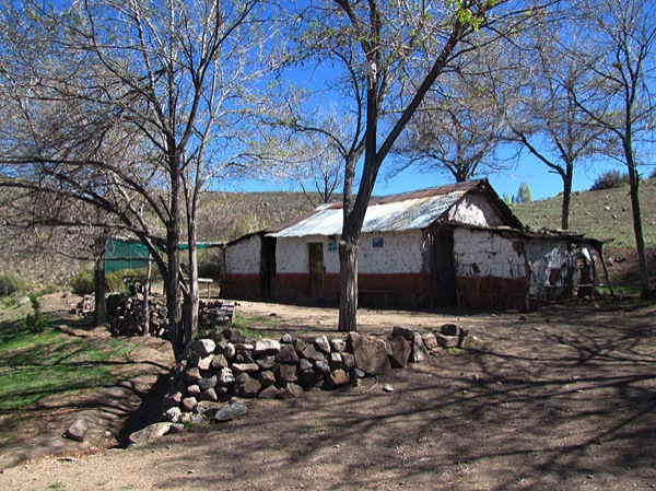 Casa al inicio del sendero