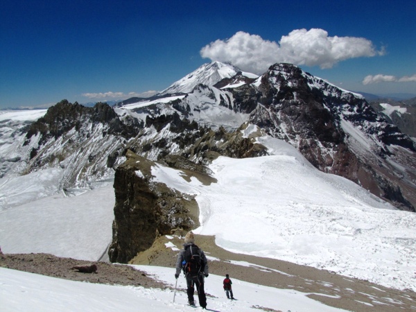 Nevado Sin Nombre, Punta Meier y Tupungato