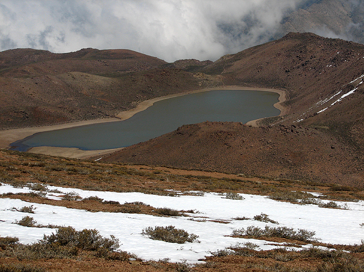 Laguna Copín desde los cerros atrás de ella