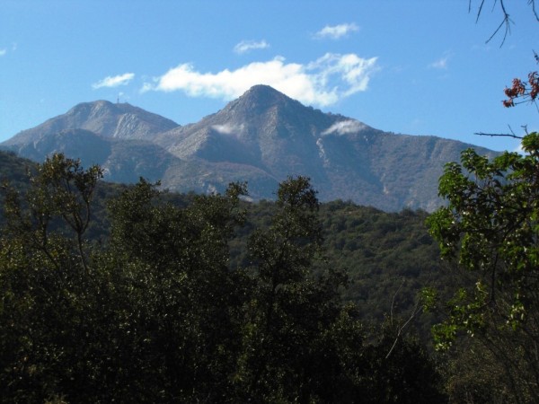 Vista desde el Plateau hacia el cerro el Roble y la Punta Imán