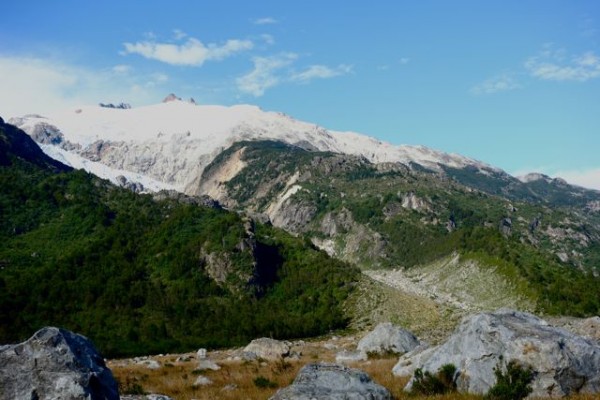Glaciar Mapuche y estero El Pedregal