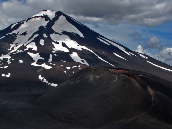 Volcán Lonquimay y cráter Navidad Volcán Lonquimay y cráter Navidad