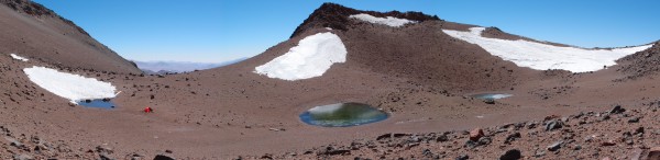 Tres Cruces Sur y Norte : campamento alto