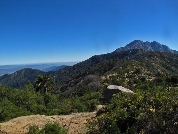 Vista desde el Agua del Manzano Vista desde el Agua del Manzano