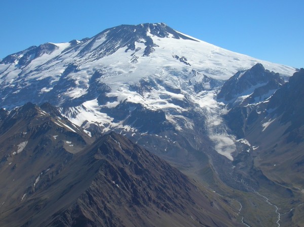 Cerro Andrade bajo el San José