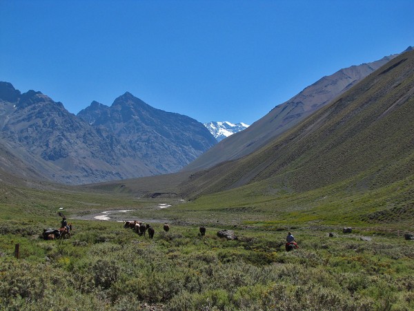 Continuando hacia el interior del valle