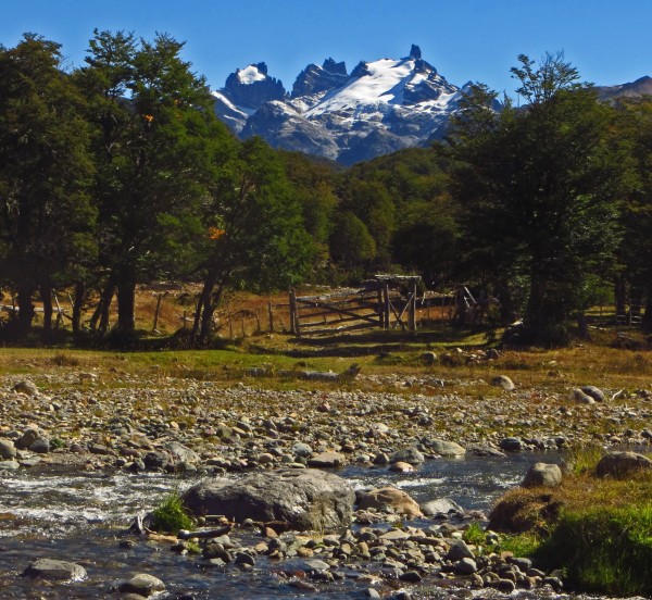 Cruce estero y cordillera de Castillo