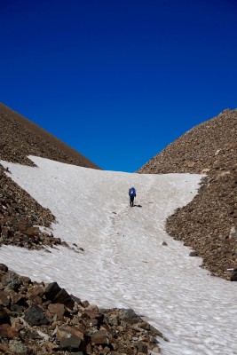 Llegando al punto alto del paso El Peñón