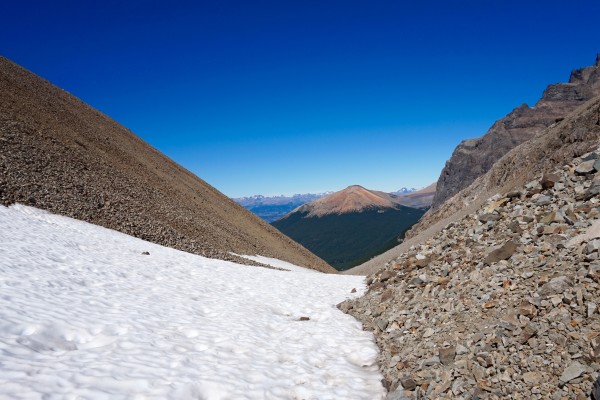 Nieve en parte alta del paso El Peñón