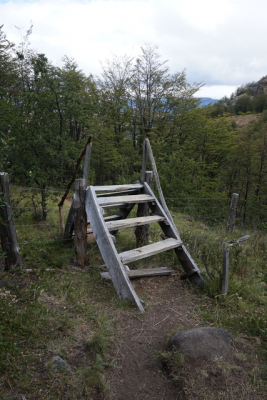 Escalera para pasar cerco