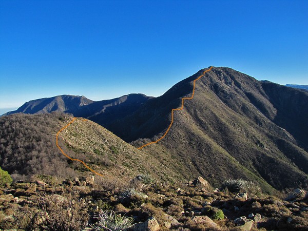 Ruta por el lomo del Gusano