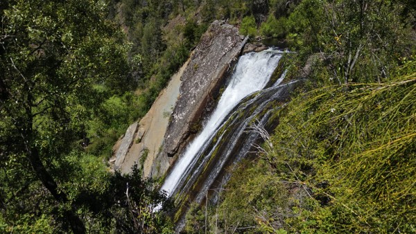 Otra vista de la cascada