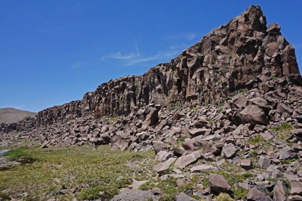 Paredes de basalto del valle de los Cóndores