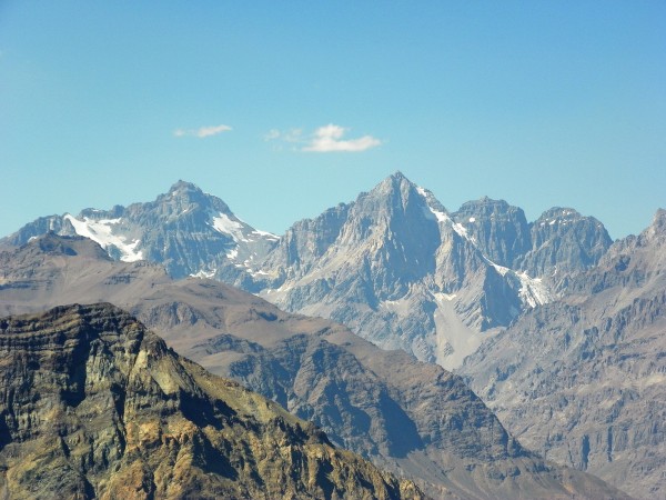 Nevado y Torre de Flores