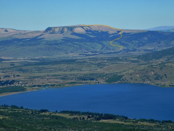 Vista de la ruta chilena al Batea Mahuida