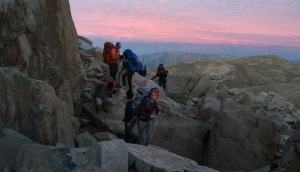 Paso de Rocas previo a cumbre Cerro Alto Cantillana