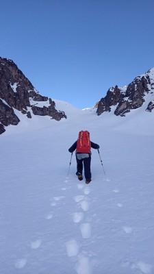 Hacia el fondo del valle, día de cumbre