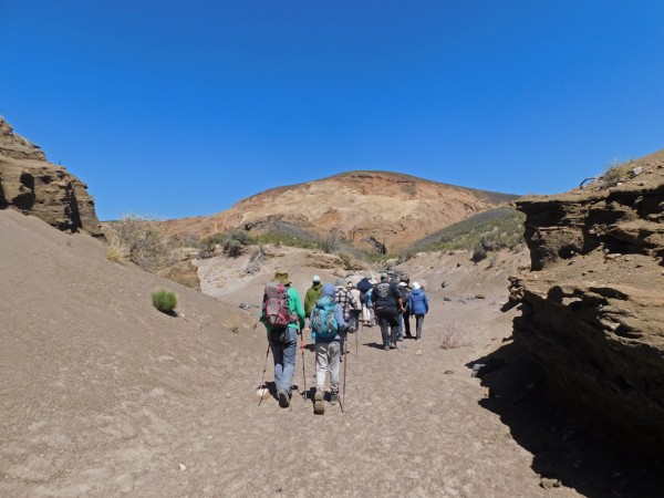 Avanzando hacia el volcán