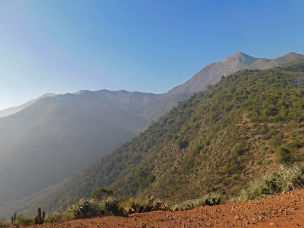 Vista  hacia la Campana desde el filo