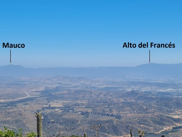 Vista Cordón Tres Puntas hacia Cordón Mauco - Alto del Francés