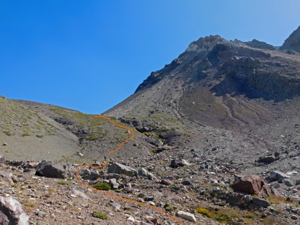 Subida hacia el fondo de la quebrada El Tapado