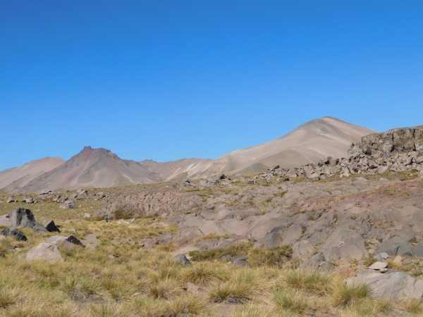 Cajón de Bobadilla Chico y cerro Colorado