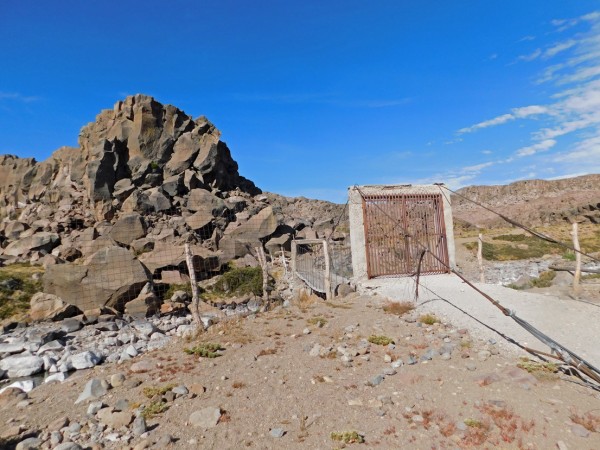 Puente sobre el río Maule