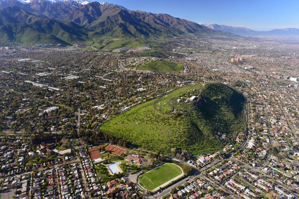 Foto Aérea Cerro Calán Foto Aérea Cerro Calán