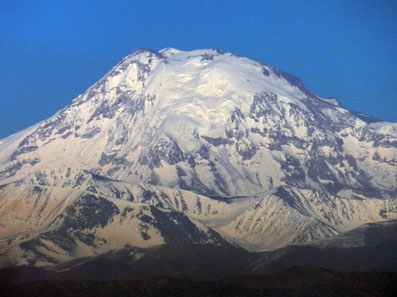 Volcán Tupungato desde Luján de Cuyo, Mendoza
