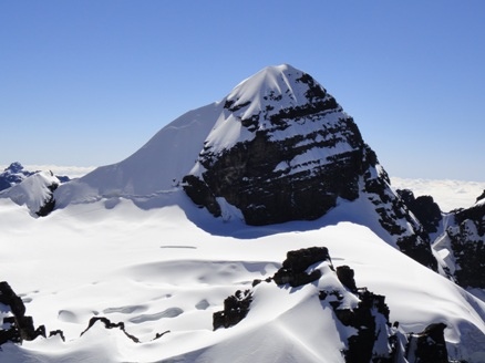 Pequeño Alpamayo desde Piramide Blanca