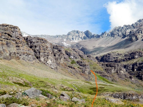 Quebrada de acceso.