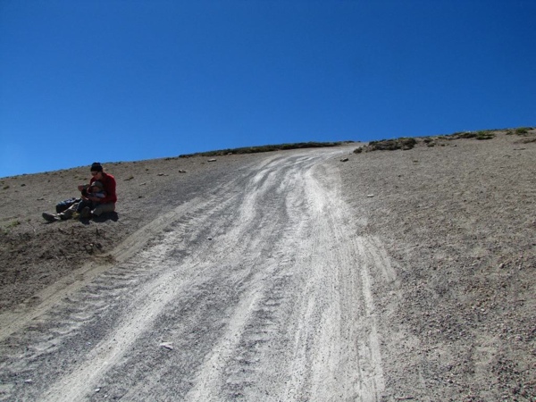 Camino vehicular a la cumbre