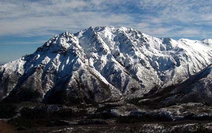 Tres Cuernos Tres Cuernos