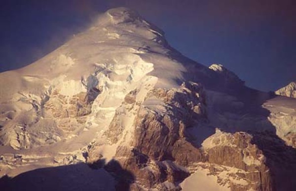 Cerro hyades al atardecer