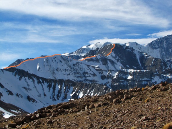 Ruta por el filo sur al Piches